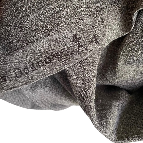 (SOLD) Lululemon Charcoal Grey Swiftly Crew Neck Long Sleeve Top 4 - Picture 6 of 6